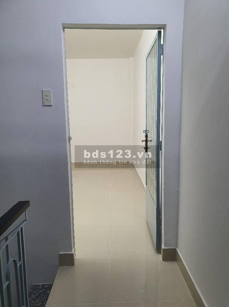 Bán nhà nở hậu Cô Giang, phường 2, Quận Phú Nhuận, 40m2 (4x10.2), 4 tầng, chỉ 5.6 tỷ