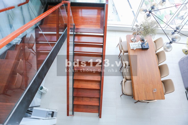 Bán Penthouse UDIC Westlake 194m2 4 ngủ view Hồ giá tốt - 0974606535