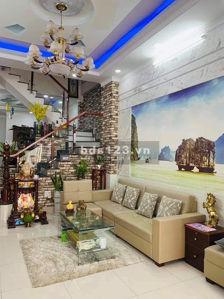 Bán nhà Đào Tông Nguyên, Nhà Bè, diện tích sử dụng 64m2, 3 lầu, giá bán 4.95 tỷ, tặng nội thất