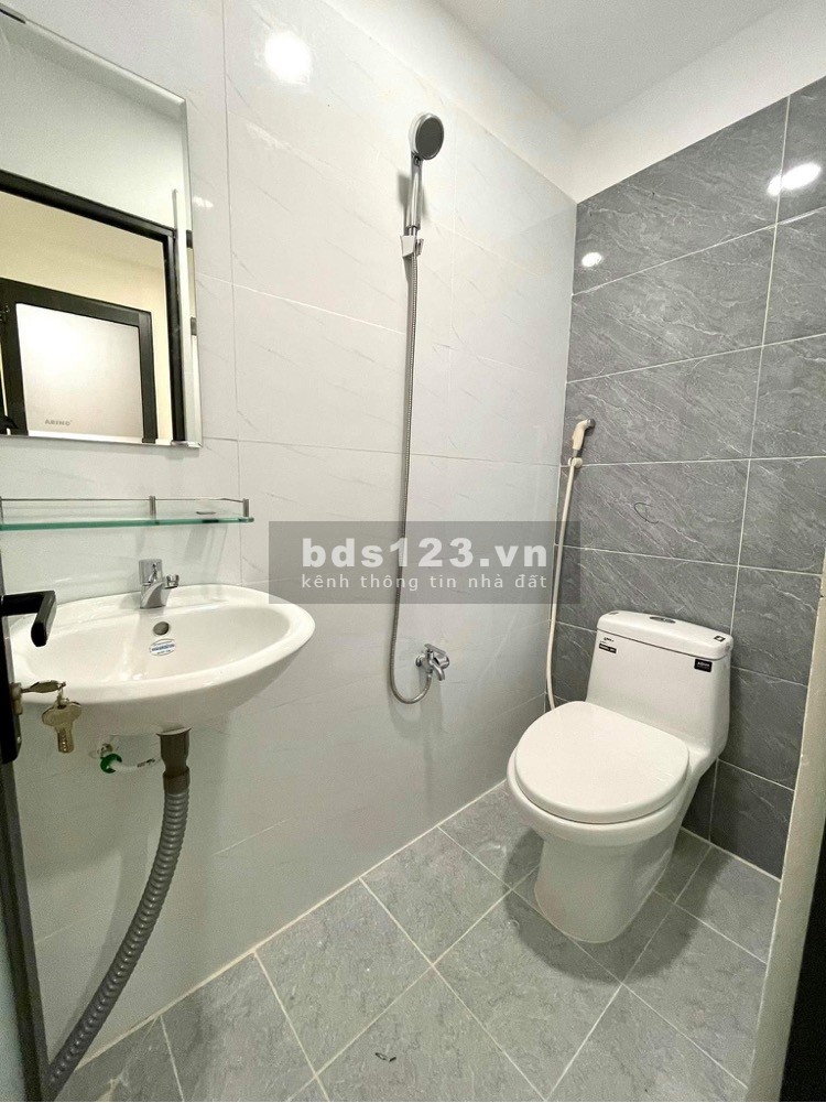 Bán Nhà Quang Trung phường 8 Quận Gò Vấp, giá rẻ 3 tầng giá bán 3 tỷ, lh 0901846487