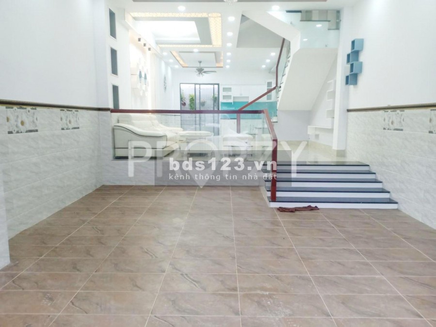 Cho Thuê Nhà NC 1 Trệt 2 Lầu Có Sân Thượng Đường Nhựa Thông Thoáng Xã Phước Kiển, Huyện Nhà Bè