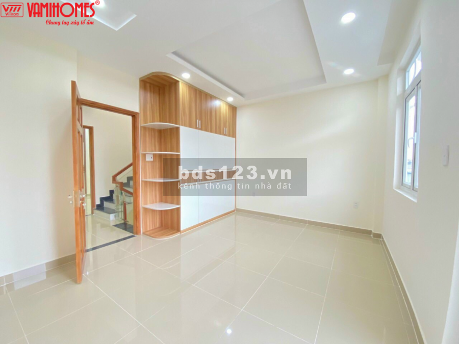 Bán Nhà Gần Vincom Trung Tâm Quận Thủ Đức, thiết kế hiện đại, sang trọng, giá thương lượng