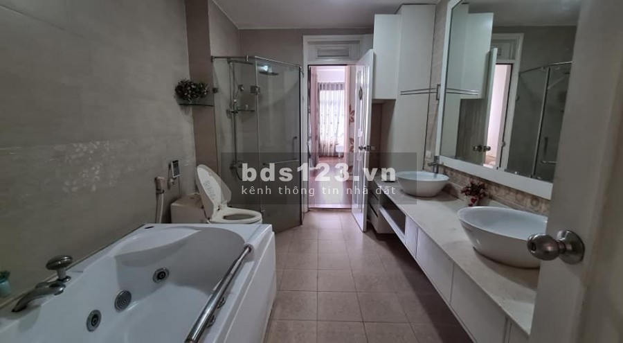 Bán nhà Bồ Đề, Long Biên diện tích sử dụng 112m², mặt tiền 6m, nhà đẹp giá rẻ 10,8 tỷ