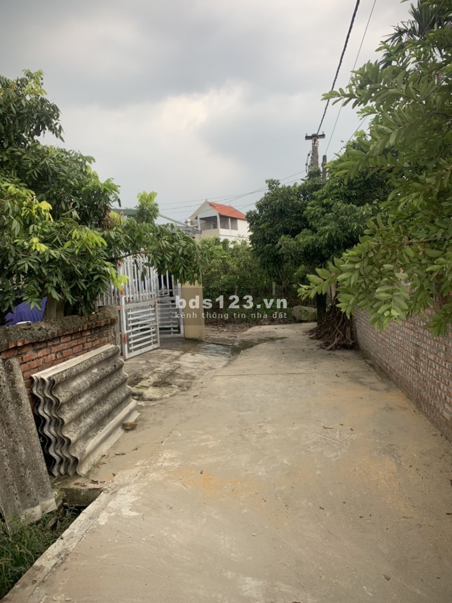 Bán đất thổ cư giá rẻ, cơ hội cực tốt cho các nhà đầu tư liên hệ xem nhà 0982420026