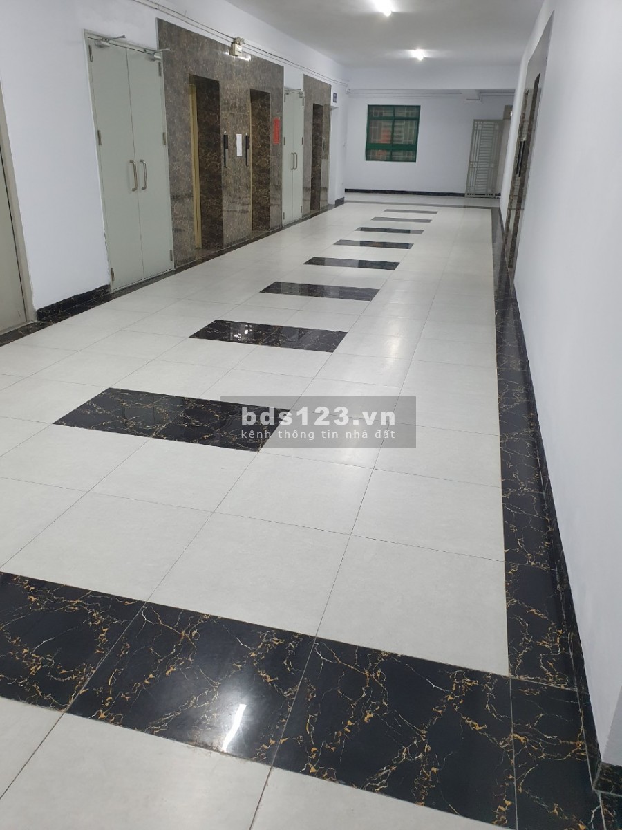 Chính chủ cần bán CHCC 5A Lê Đức Thọ, dt 70m2, 2PN, Gần ĐH thương mại, BX Mỹ Đình