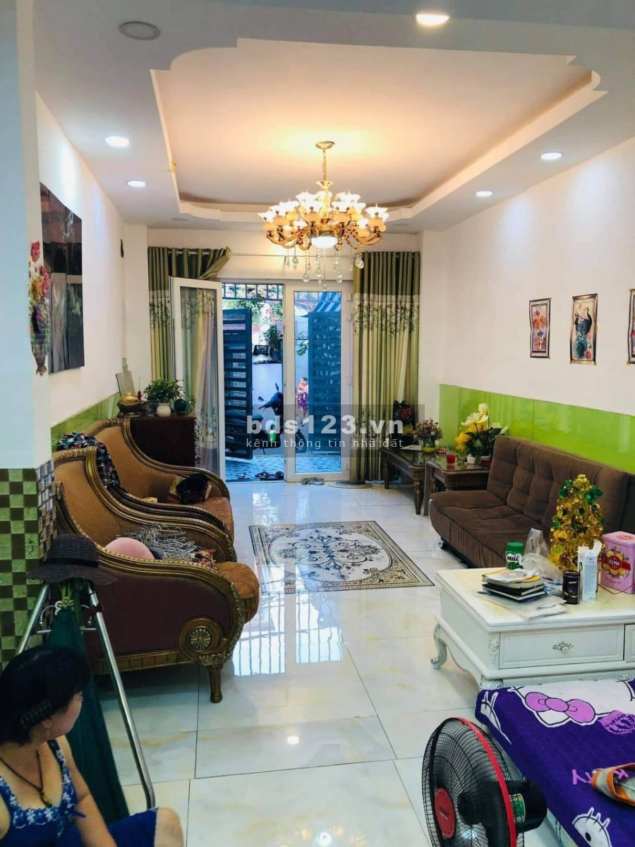 Bán nhà siêu rẻ ô tô đỗ cữa diện tích đẹp hẽm thông thoáng Lê Văn Lương q7 5.5TY