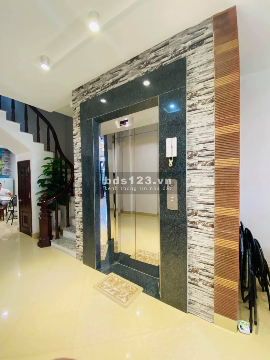 Bán nhà phân lô ô tô vào nhà gara 3 ô tô thang máy nội thất…