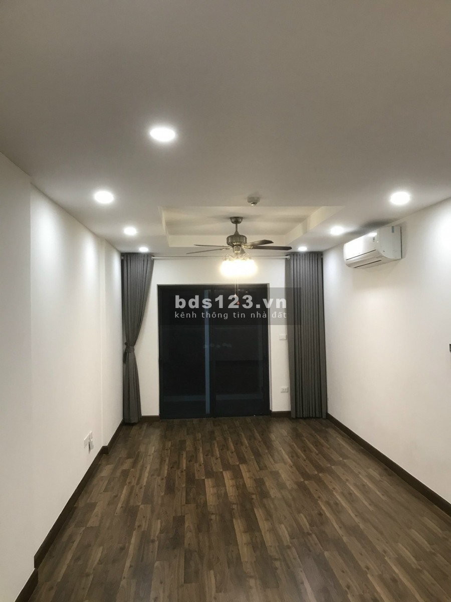Cho thuê căn hộ 3 phòng ngủ Goldmark City có nội thất 11tr/ tháng .Liên hê 0868864520