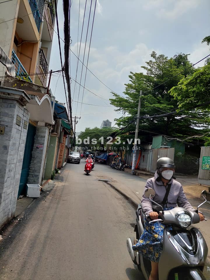 Bán đất tặng KS 5 tầng, Thống Nhất, 115m2, kinh doanh ô tô, sát Cityland, giá bán 10 tỷ.