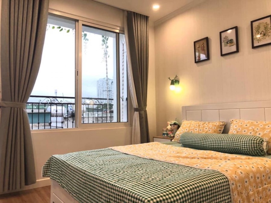 Chính chủ cần bán nhà đường Văn Cao, Ba Đình. 4 tầng*32 giá 3,69 tỷ