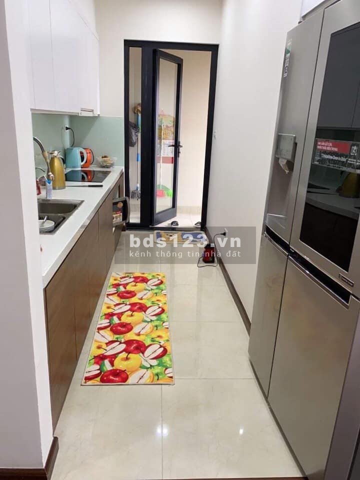 Chính chủ chuyển nhượng căn hộ 2 PN taị dự án chung cư cao cấp Roman Plaza.
