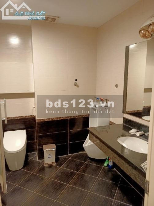 Chính chủ cần bán gấp nhà phố Nguyễn Viết Xuân, kd ô tô vào nhà dt 85m2, gia chỉ 13.5 tỷ