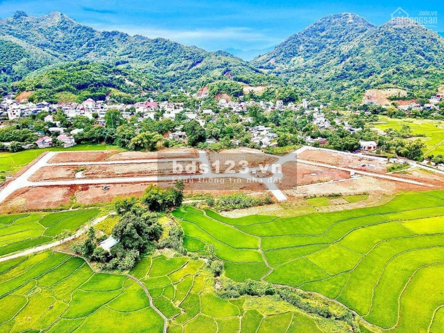 Đất nền Hoà Bình - sổ đỏ lâu dài - đón đầu cao tốc Hoà Bình - Mộc Châu.