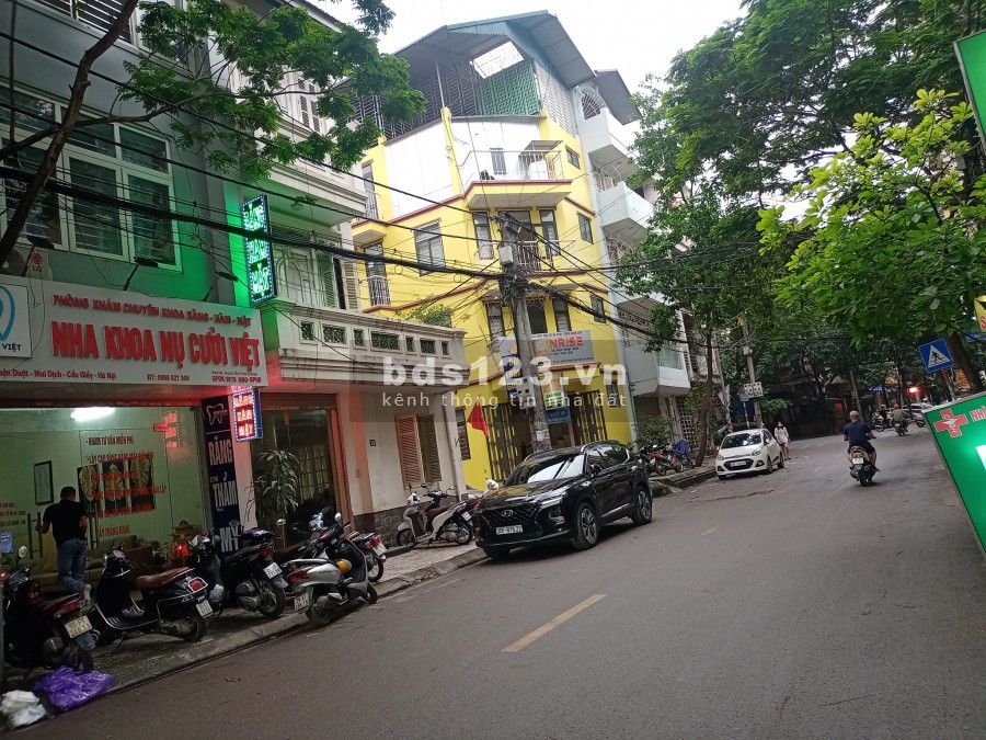 Mặt phố Quận Cầu Giấy, lô góc, 3 ô tô tránh, vỉa hè, kinh doanh, 85m2, MT 6.6m, 20 tỷ