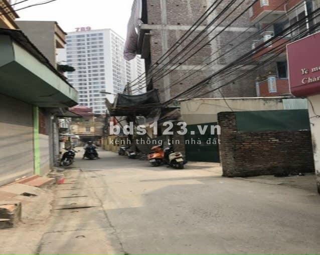 Bán đất hiếm ngõ 205 Xuân Đỉnh ô tô 7 chỗ đỗ cửa, kinh doanh sầm uất, liên hệ 0988296228