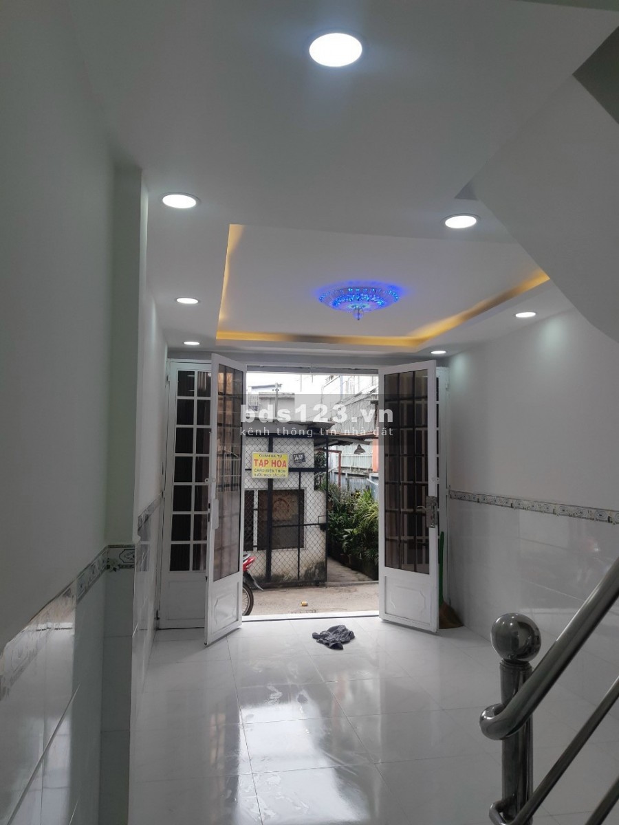 Bán nhà hẻm đường Kha Vạn Cân, phường Linh Chiểu, Thủ Đức. 1 trệt 1 lầu. 3,250 tỷ. 37m2