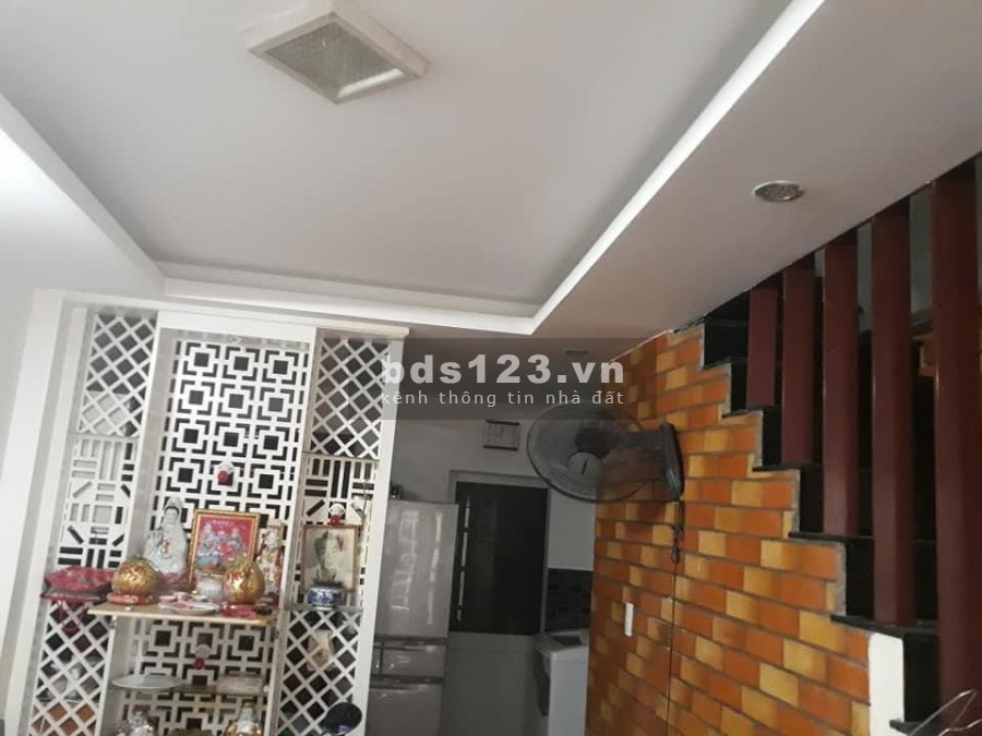 Bán nhà hot Quận 5, tiện kinh doanh, giá siêu rẻ chỉ 3 tỷ, pháp lý sạch đẹp, công chứng trong ngày