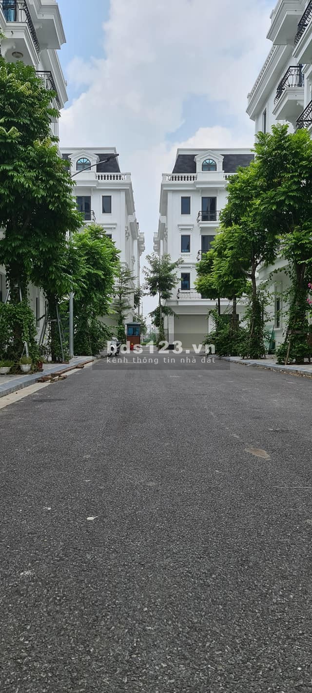 Bán nhà Phúc La Nhà mới phong cách hiện đại 70m2, 8 Tỷ hơn