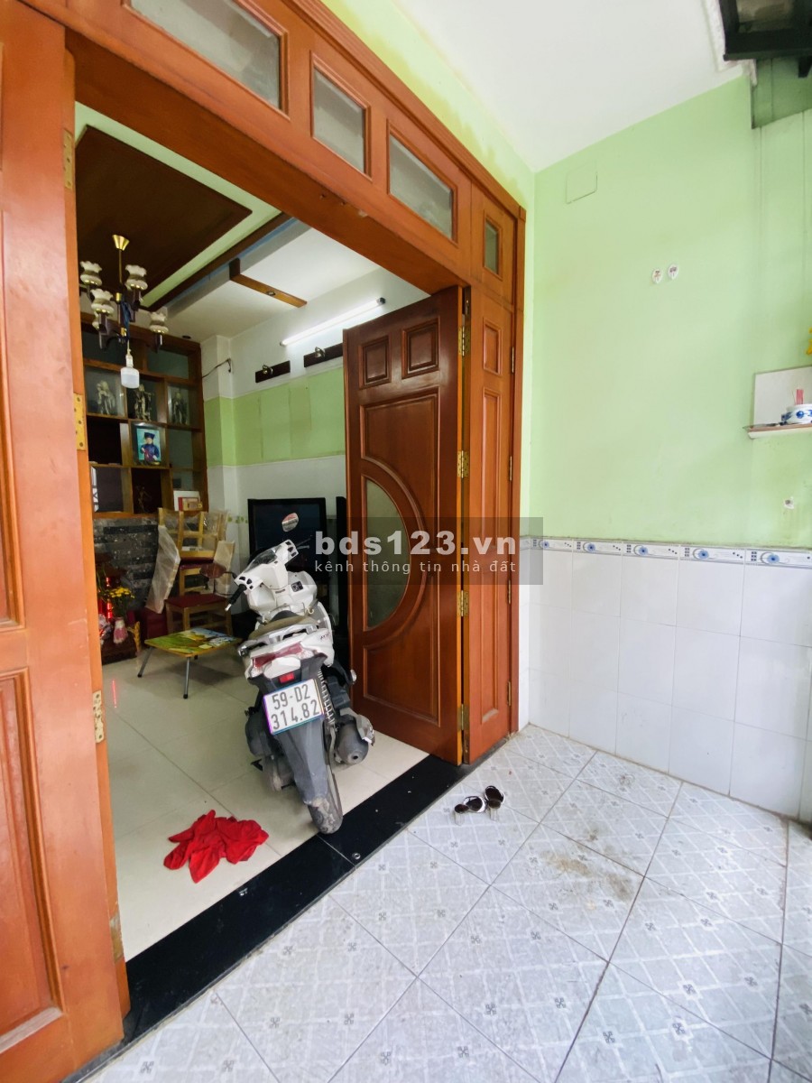 Bán nhà rẻ Lê Văn Quới, Bình Tân, diện tích sử dụng 108m2 giá bán 3.55 tỷ, sổ sẵn chính chủ