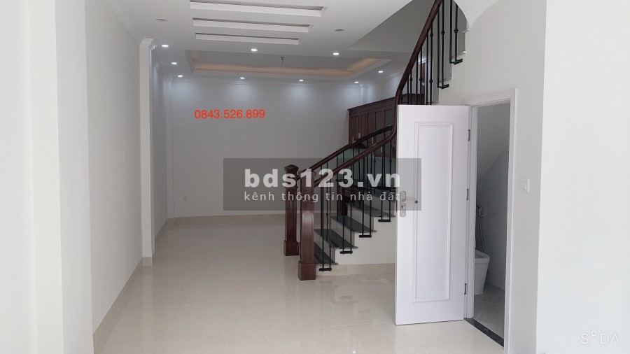 Bán nhà phố Thượng Thanh, gần phố ô tô mặt tiền rộng nhỉnh 4 tỷ liên hệ 0843526899