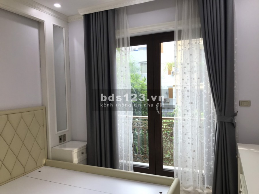 Bán biệt thự sang trọng, diện tích 192m2 tại khu đấu giá Tầm Dâu, Việt Hưng giá 28 tỷ