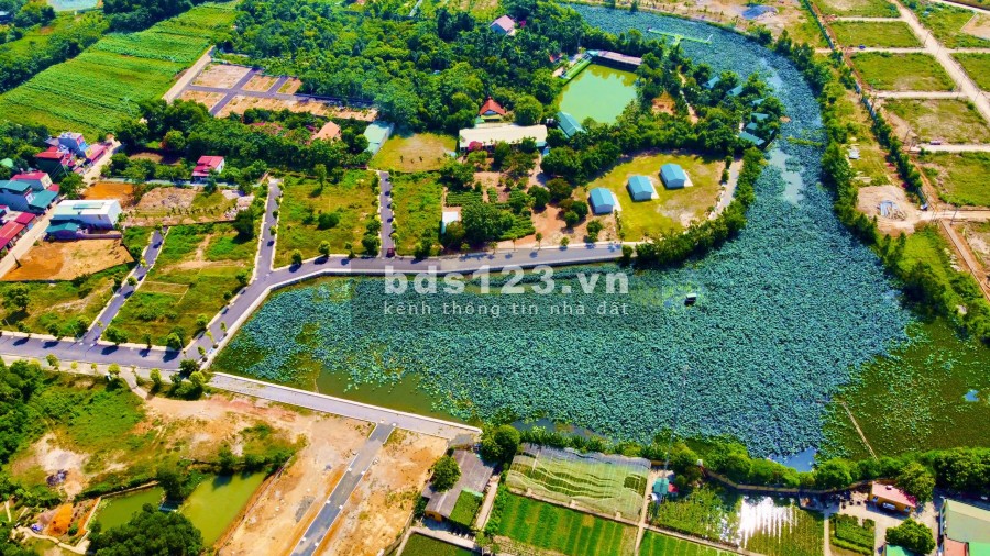 Chính chủ cần bán 1 lô duy nhất có view hồ vị trí đắc địa nhất khu Công nghệ Cao hòa lạc