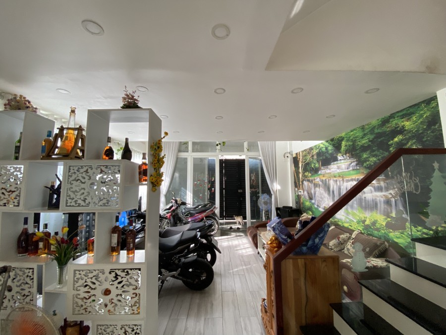 Chính chủ cần bán nhà nguyên căn phường 8 Quận Gò Vấp giấy tờ pháp lý sổ chính chủ