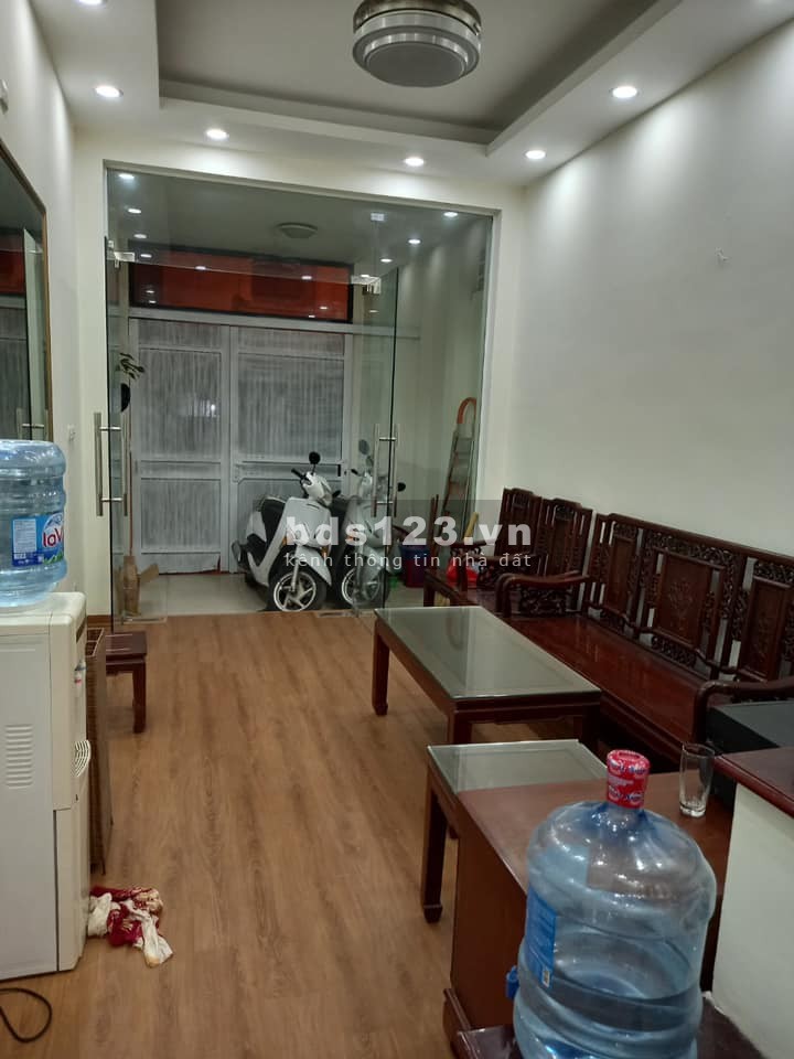 Bán nhà lô góc ô tô đỗ cửa phố Trần Cung 50m2 x 4 tầng giá 6,95 tỷ. LH 0912442669