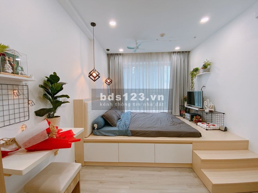 Trung tâm Đống Đa, diện tích khủng, mặt tiền lớn, ô tô vào nhà kinh doanh đỉnh, giá 15.5 tỷ