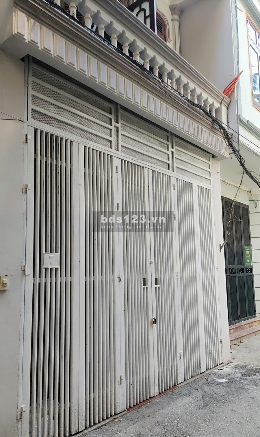 Bán nhà vị trí hiếm, ngõ to thông, oto đỗ thoải mái, dân trí cao diện tích sử dụng 36m2