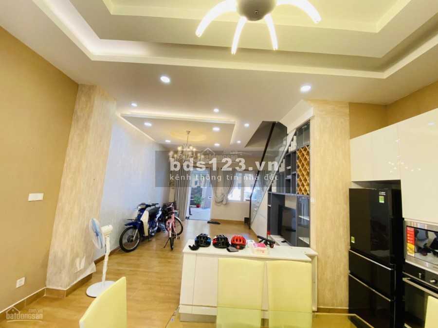 Bán Nhà Tân Xuân diện tích sử dụng 40m2, giá bán 2,9 tỷ xung quanh có sẵn đầy đủ tiện ích