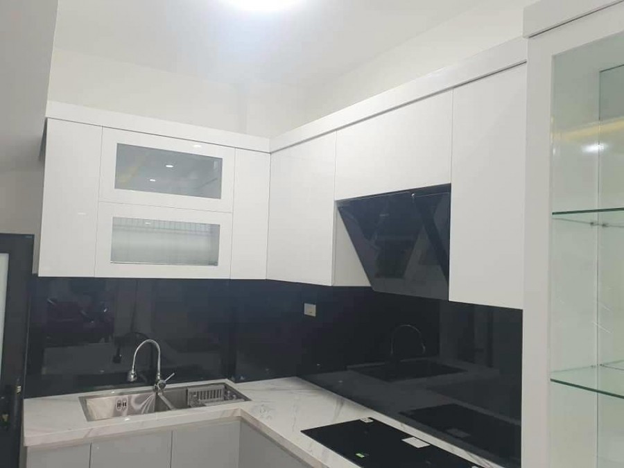 Bán Nhà Cầu Lủ, Hoàng Mai, DT 40m2, MT 4m, Ôtô đỗ 30m. Giá Chỉ 2,8 Tỷ.