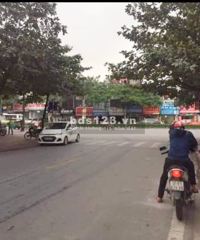 Mặt phố Ngô Gia Khảm, kinh doanh, cho thuê, đầu tư, 113m2, 16.8 tỷ.