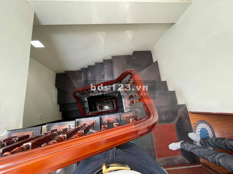 Bán nhà ngõ 268 thông, ô tô tránh, Ngọc Thuỵ Long Biên, tiện kinh doanh, dt 38m2, giá 3.5 tỷ