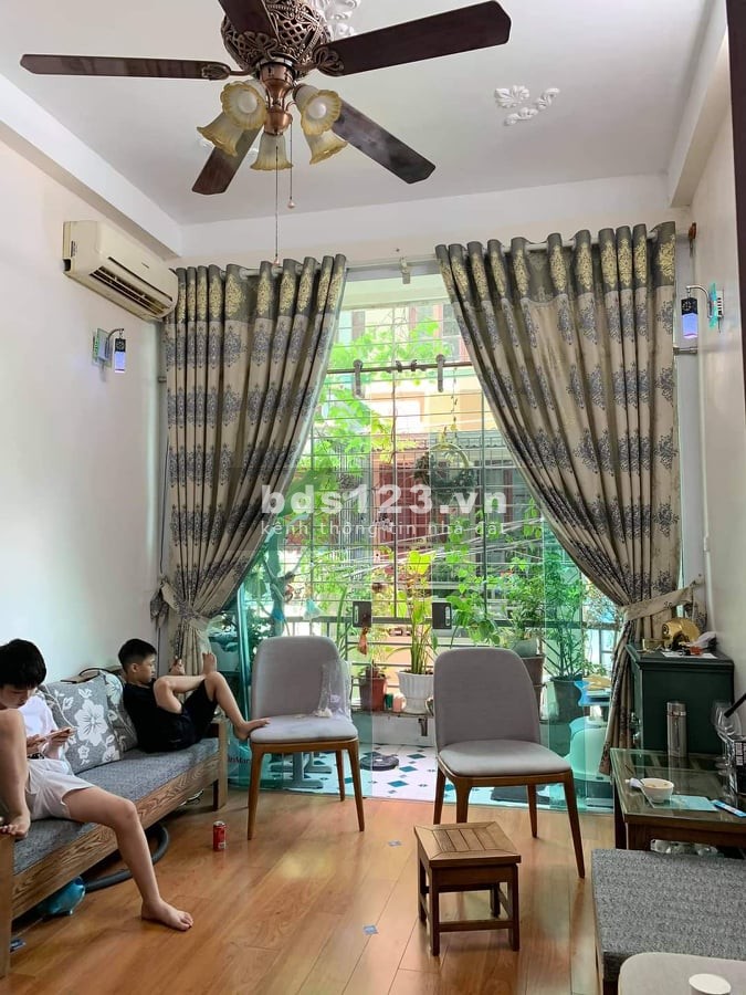 Bán Nhà, Phố Quan Nhân, Quận Thanh Xuân ô tô tải Dừng Đô Trước cửa nhà 2 mặt ngõ thông