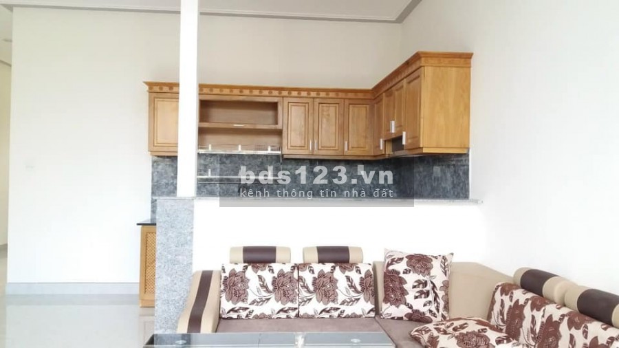 Bán đất mặt tiền khu vực Xã Đambri 126m2 giá 1 tỷ liên hệ trực tiếp chính chủ 0785153616