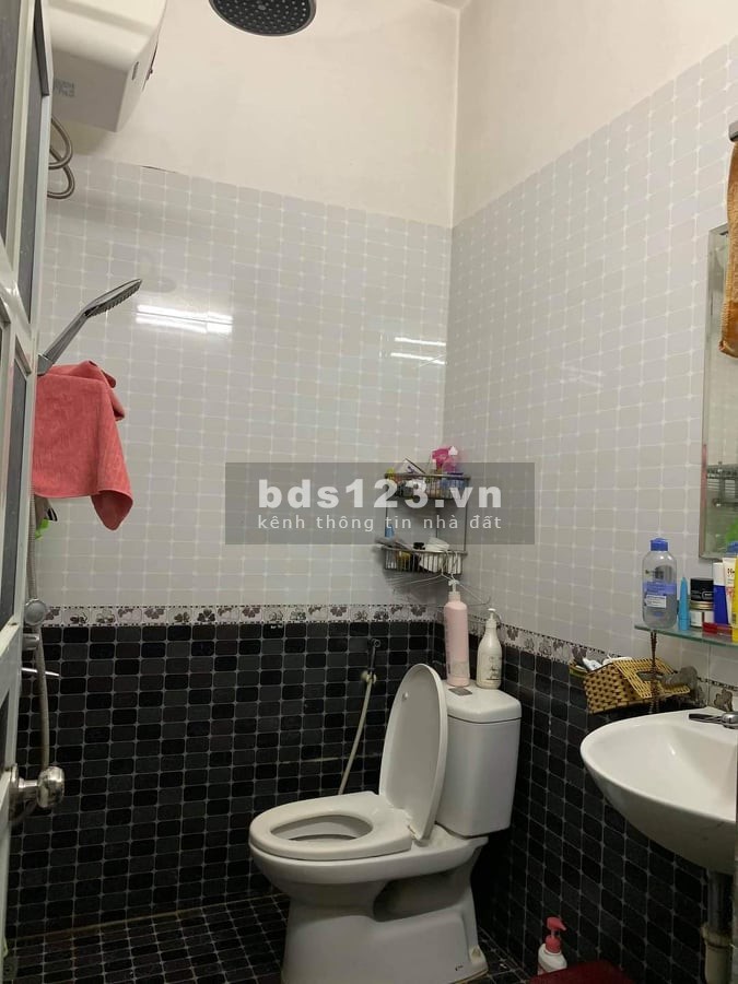 Bán Nhà, Phố Quan Nhân, Quận Thanh Xuân ô tô tải Dừng Đô Trước cửa nhà 2 mặt ngõ thông