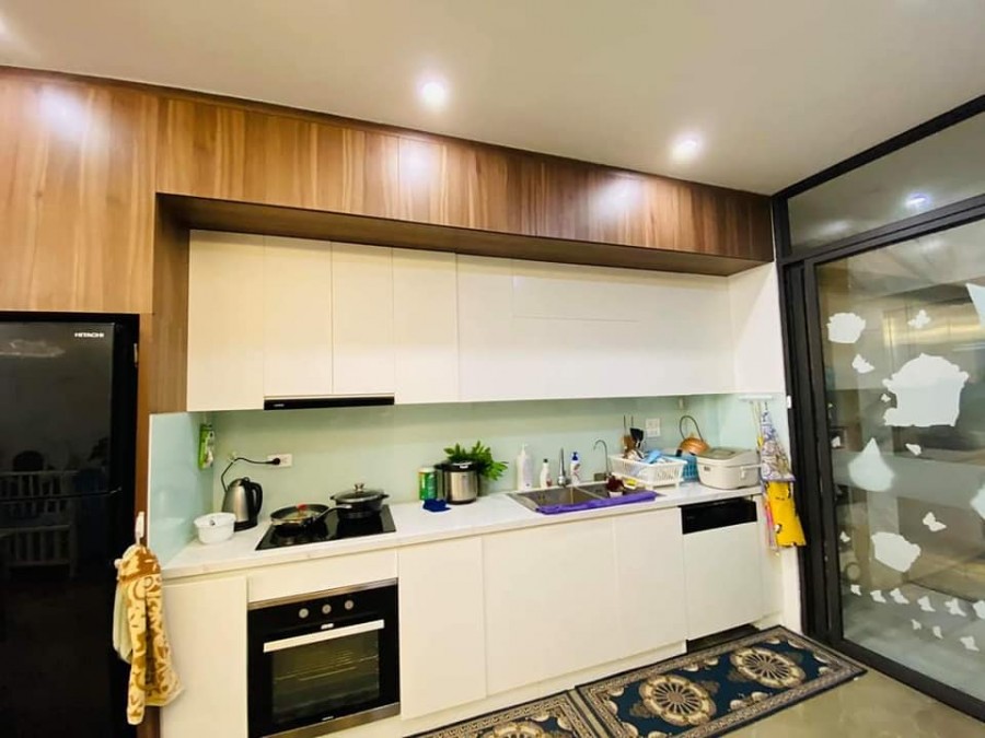 Nhà nguyên căn đẹp Trung Kính Cầu Giấy dt 72m2x5 tầng thang máy giá 22 tỷ gara ô tô