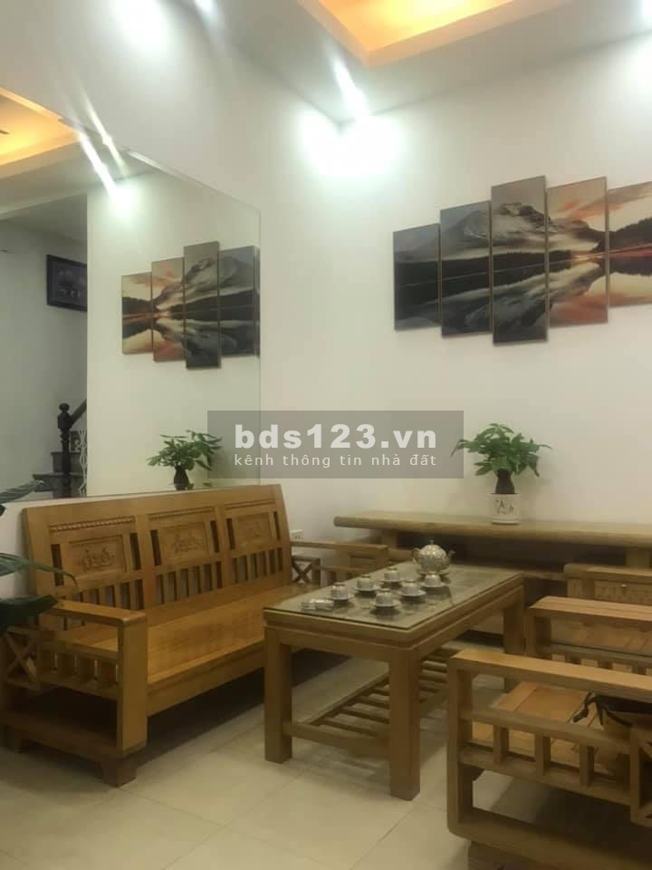 Bán gấp nhà phố Khương Trung, Thanh Xuân, nhà đẹp, lô góc 30m, 4 tầng, giá 2,9 Tỷ