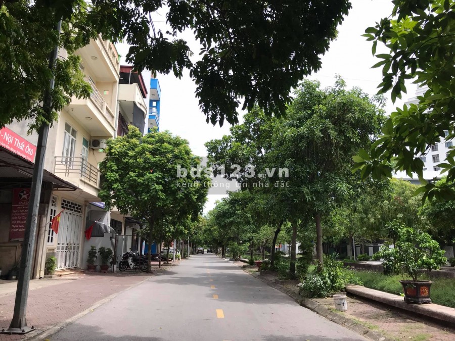 Bán đất MP Vũ Văn Dũng, ph Bình Hàn TP HD, 200m2, mt 10m, gần KS Trường Thành, giá tốt, KD tốt