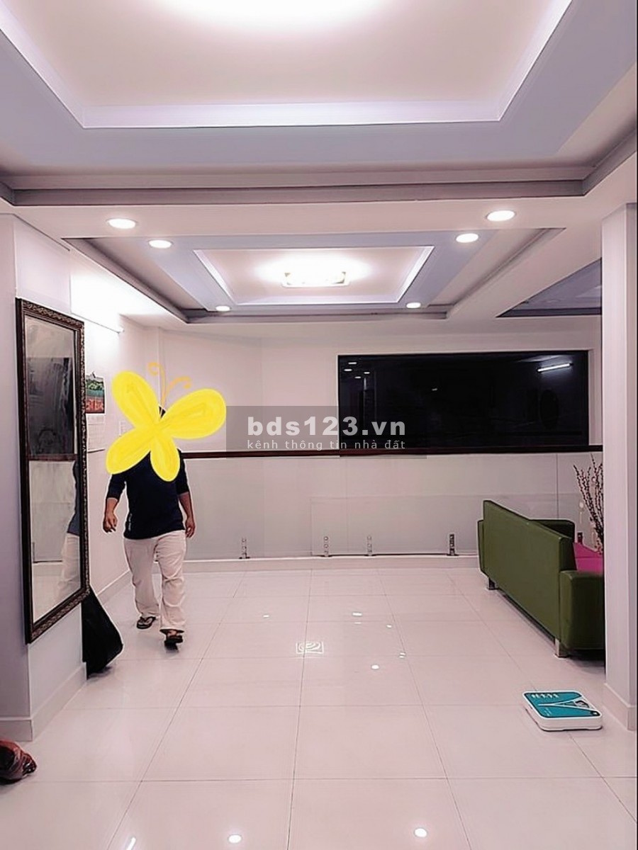 Nhà rộng nguyên căn đúc 4 tầng, xe hơi đỗ cửa cạnh Pandora Trường Chinh giá bán 6,2 tỷ