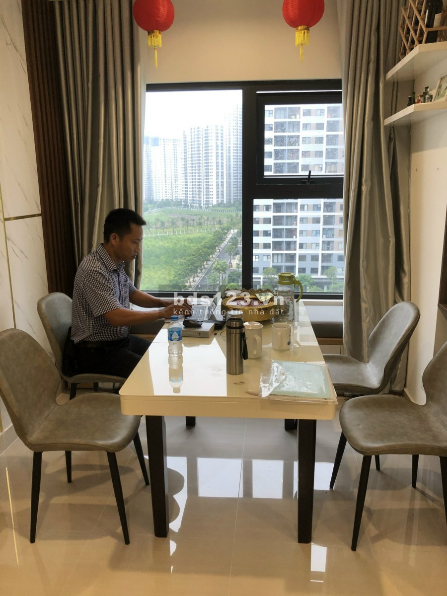 Cho Thuê Căn 2PN+ 2WC Full Nội Thất Sang Trọng Cao Cấp View Bể Bơi Thoáng mát
