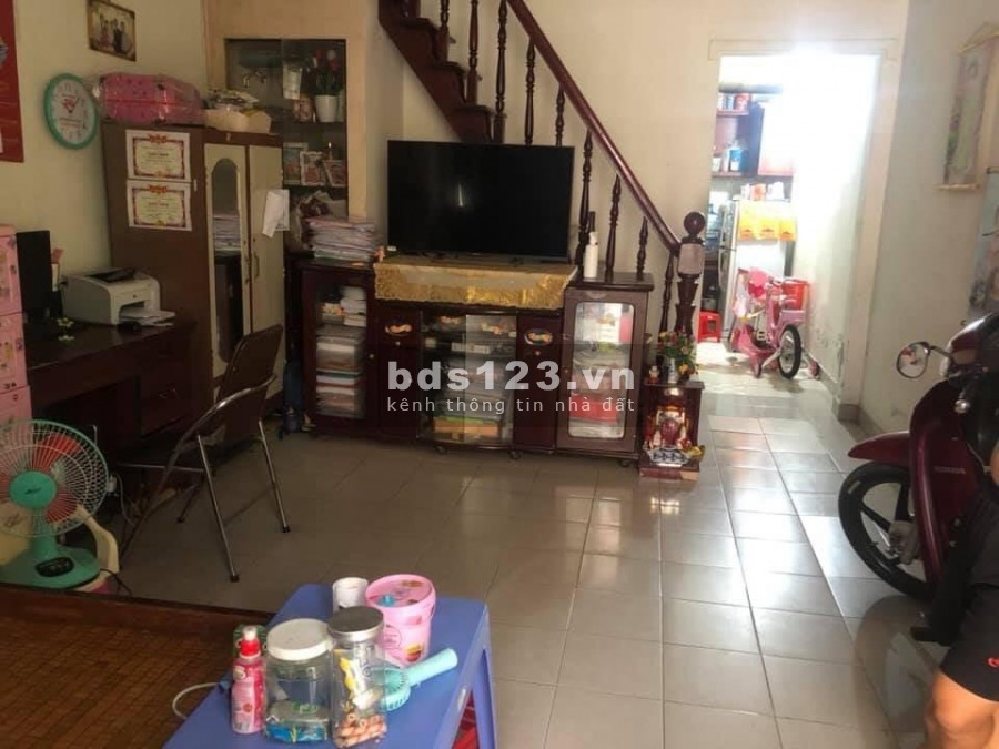 Chỉ 3.85 tỷ có nhà hẻm ô tô tránh, Tây Thạnh, diện tích 44m2, 2 tầng, gần mặt tiền, lhcc