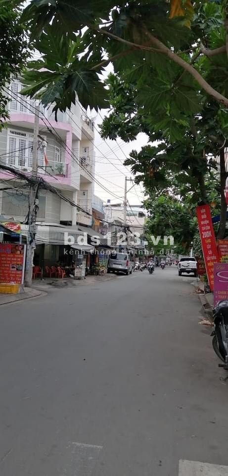 Chỉ 3.85 tỷ có nhà hẻm ô tô tránh, Tây Thạnh, diện tích 44m2, 2 tầng, gần mặt tiền, lhcc