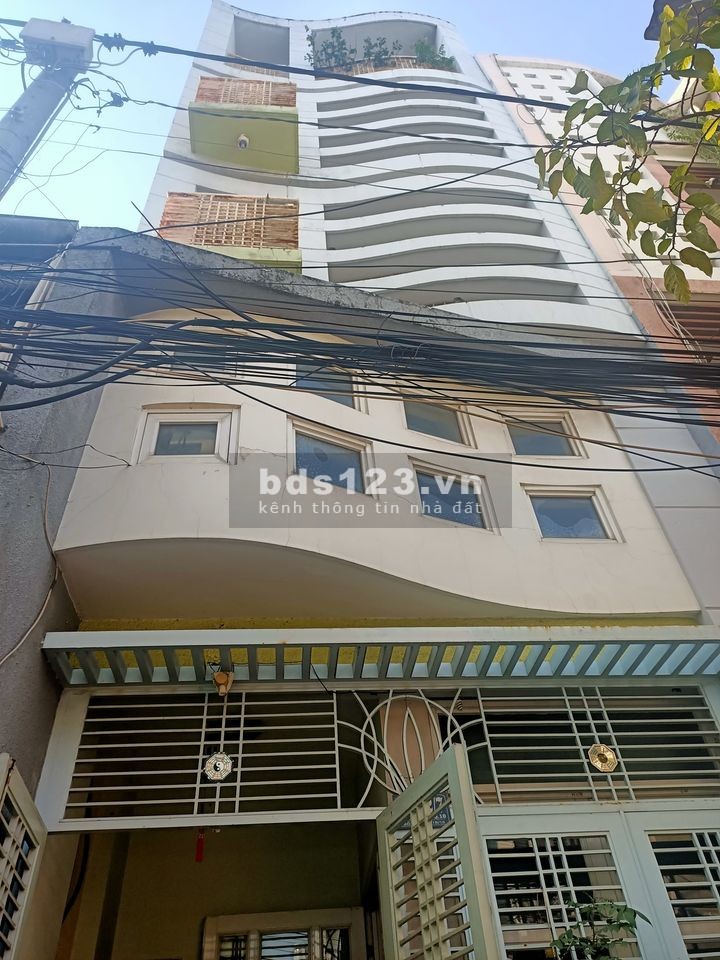 Gần Ngay BigC hẻm xe hơi ra vào Tô Hiến Thành, Quận 10, ngang 5m, 4 tầng, giá 11 tỷ