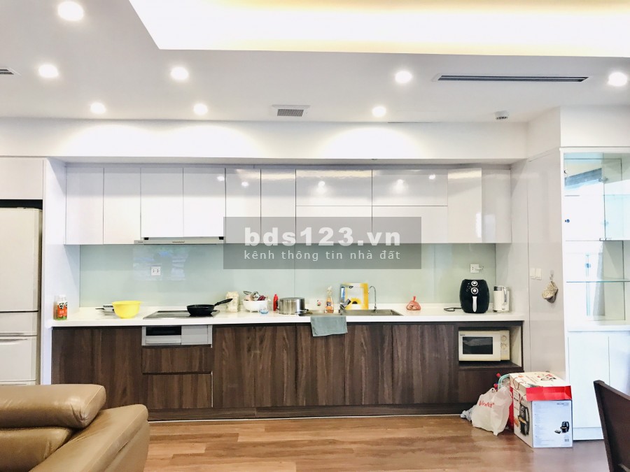 Căn góc 2 mặt thoáng ban công Đông Nam 135m2-4PN Imperia Garden