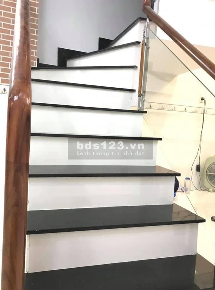 Nhà hẻm xe hơi nở hậu dt vàng Phan Tây Hồ Quận Phú Nhuận, diện tích 43m2, giá chỉ 5.3 tỷ