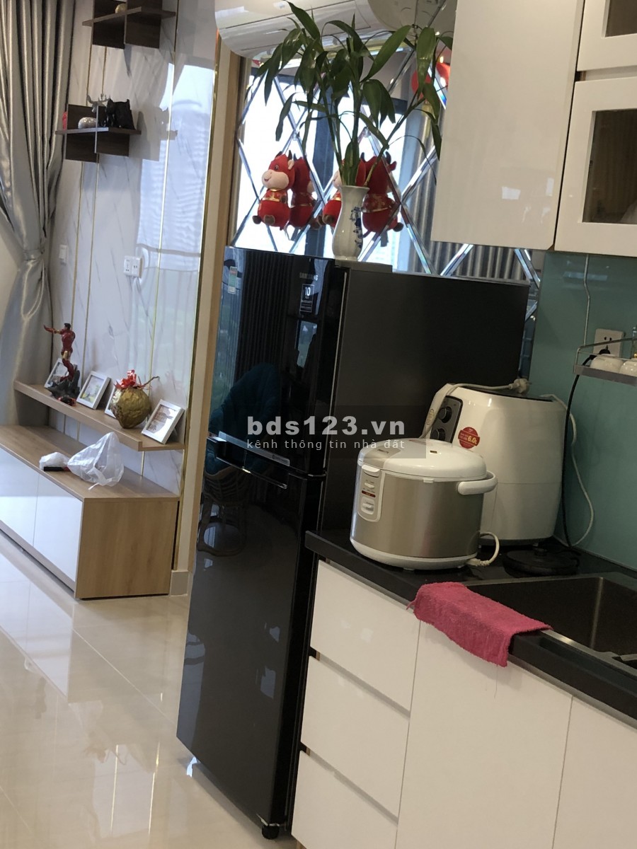Cho Thuê Căn 2PN+ 2WC Full Nội Thất Sang Trọng Cao Cấp View Bể Bơi Thoáng mát