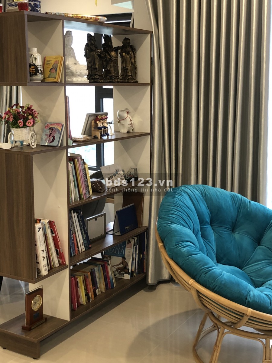 Cho Thuê Căn 2PN+ 2WC Full Nội Thất Sang Trọng Cao Cấp View Bể Bơi Thoáng mát