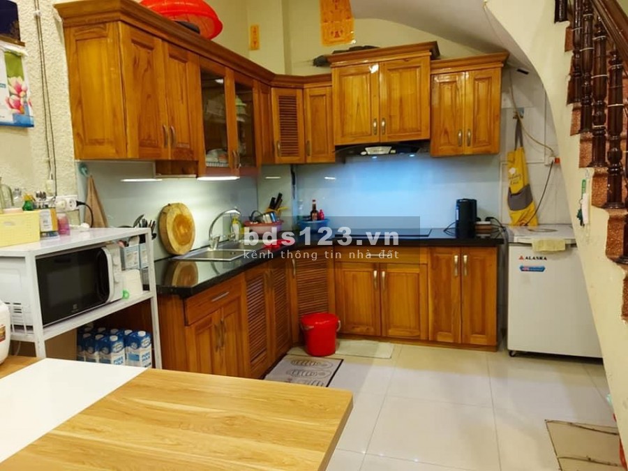 Nhà đẹp Yên Lãng Thái Thịnh, gần phố, ô tô cách nhà 20m, đầy đủ công năng, 5 tầng, giá 2.86 tỷ
